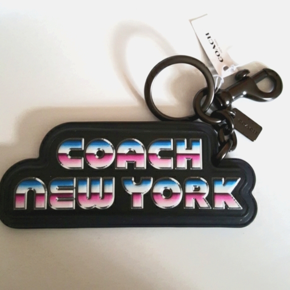 COACH NEW YORK KEY RING - Picture 2 of 7